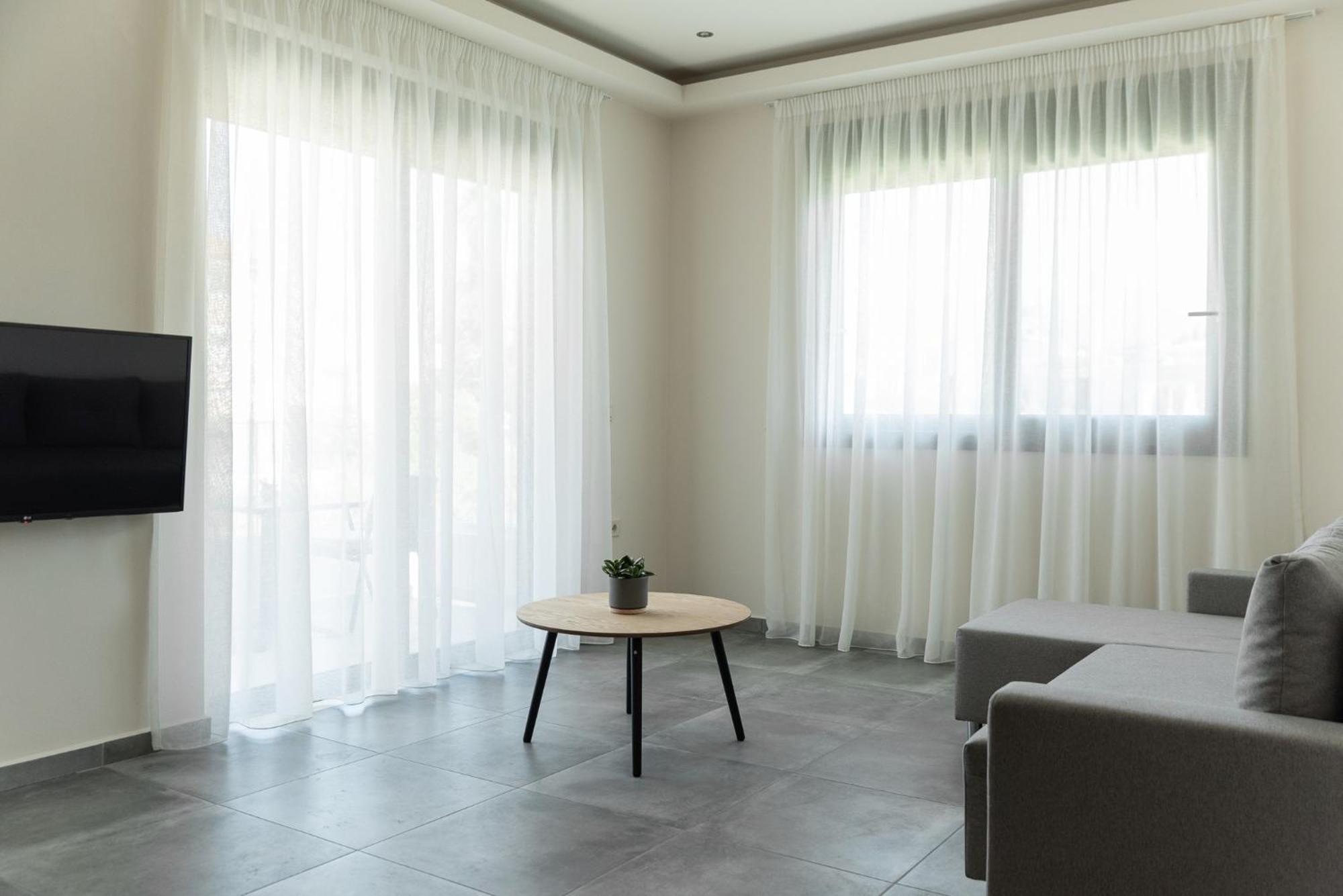 Oliva Verde Residences Γαλατάς Εξωτερικό φωτογραφία